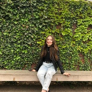 Meet your Posher, Savannah